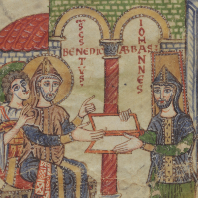 Tre figure, due con copricapi e vesti religiose, sedute accanto a una persona giovane; una indica un libro aperto vuoto. Sopra teste, testo latino tra archi e colonne.